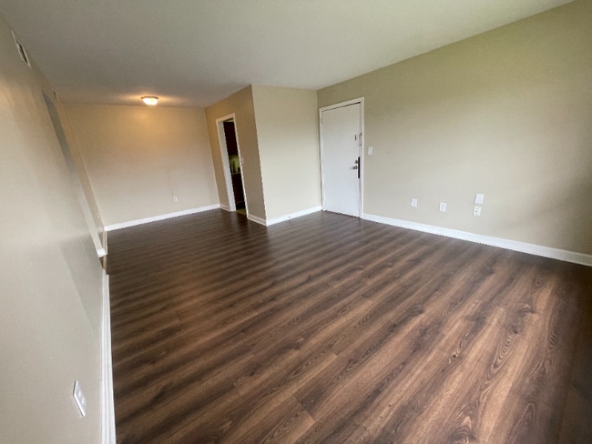 Building Photo - 1804 Marion Manor Dr