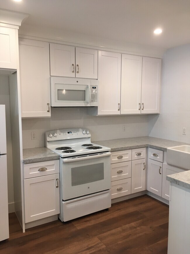 Foto del edificio - 4395 Morro Dr