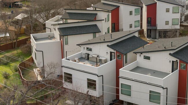 Foto del edificio - 1417 Kramer Ln
