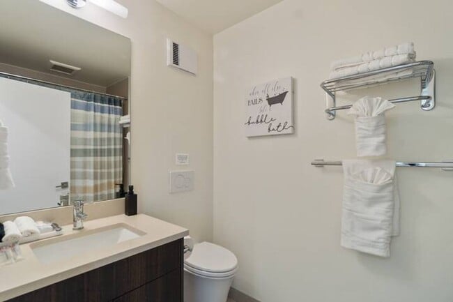 Building Photo - Bryant 3bd/2ba, High End Finishes, Furnished or Unfurnished