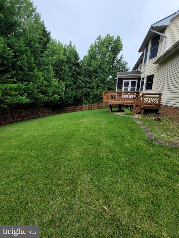 Foto del edificio - 2435 Pimpernel Dr