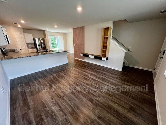 Foto del edificio - 124 Brooks Dr
