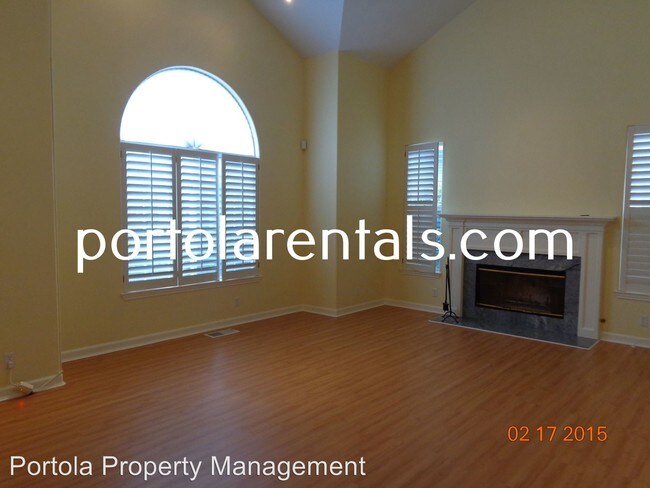 Foto del edificio - 414 Rosedale Ct