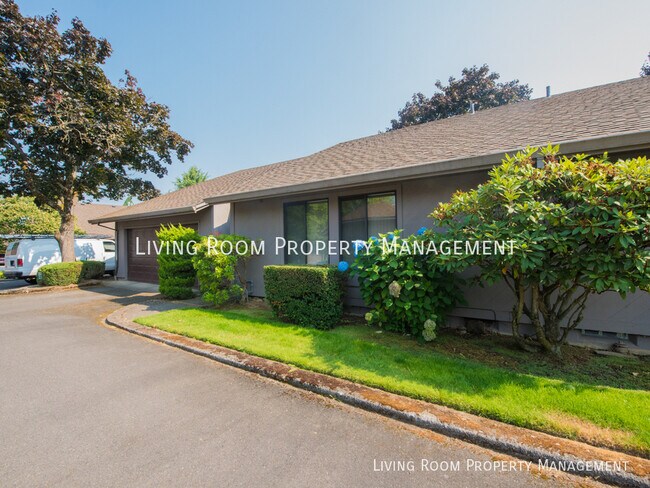 Building Photo - Lovely One-Level Ranch with Private and Co...