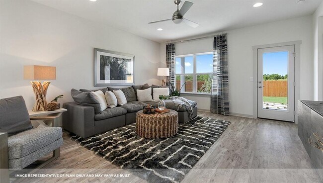 Foto del edificio - 13720 Clerk St