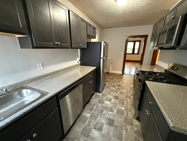 Foto del edificio - 1763 Beacon St