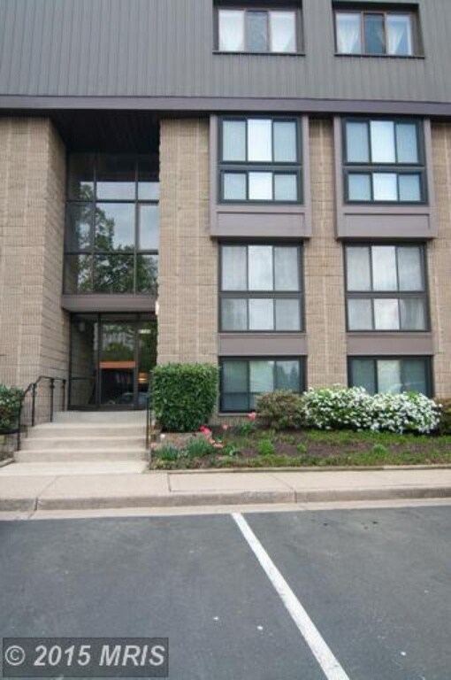 Primary Photo - 5120 Maris Ave