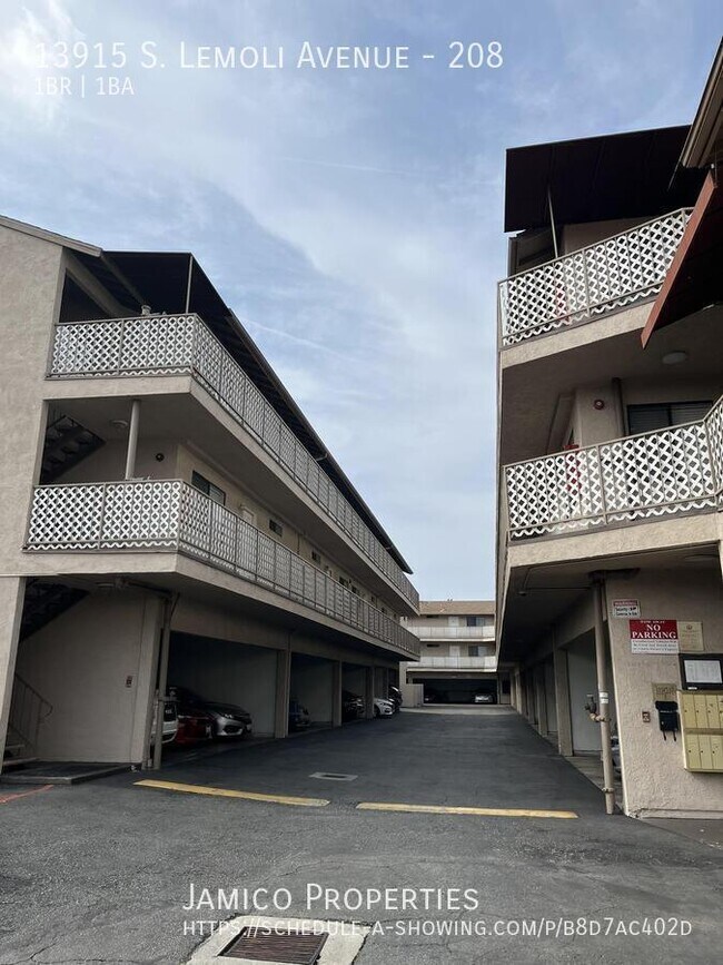 Foto del edificio - 13915 S Lemoli Ave