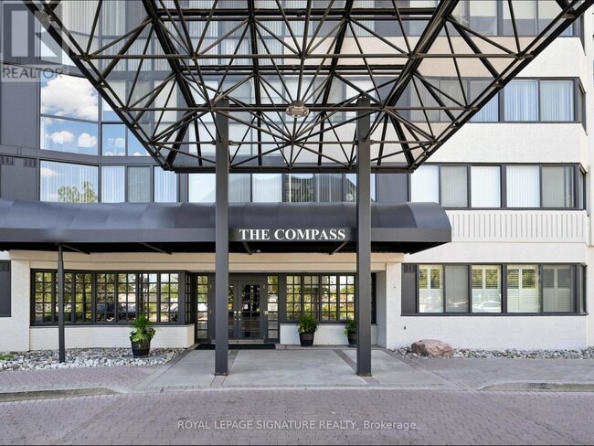 Building Photo - 1360 Rathburn Rd E