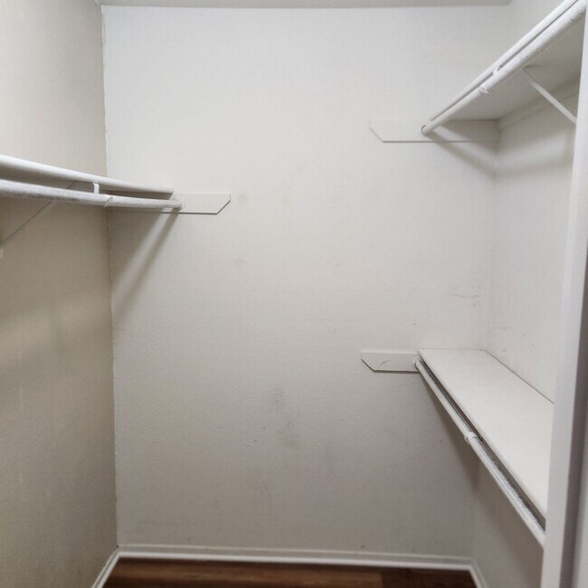 Foto del edificio - 2bdrm 2bath 1050 SqFt, Carmel Mtn 2nd floo...