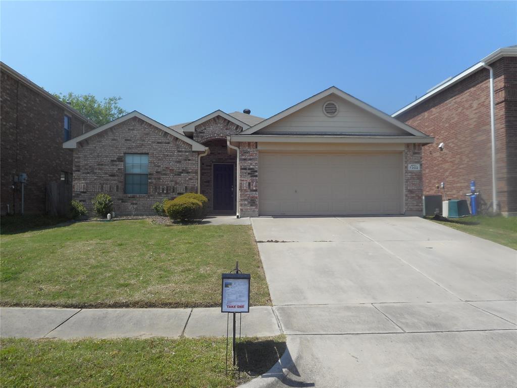 7302 Fossil Creek Dr, Arlington, TX 76002 House Rental in Arlington, TX