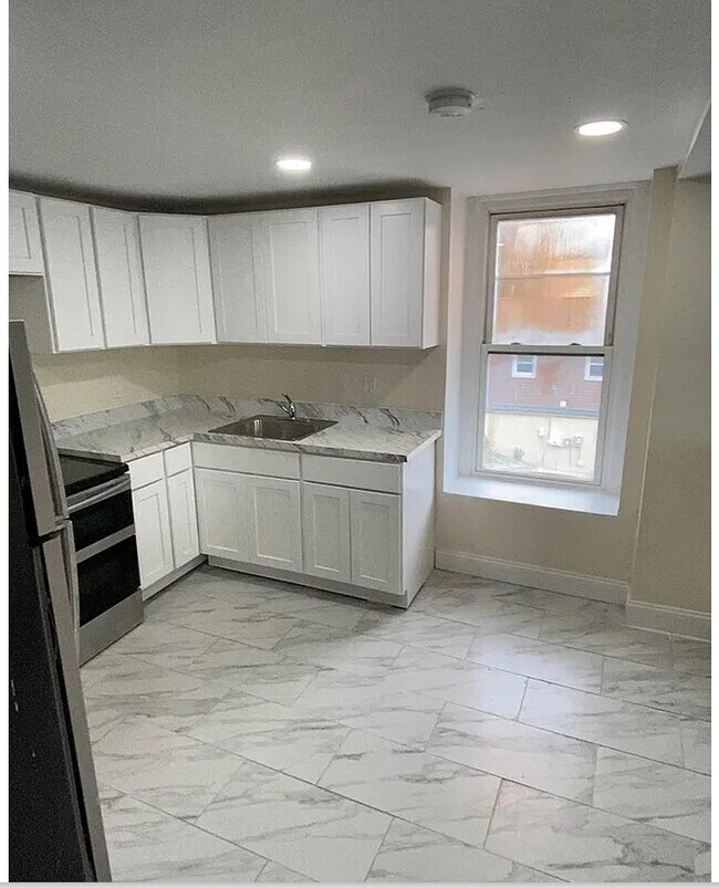 Foto del edificio - 242 W Bacon St