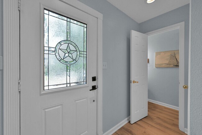 Foto del edificio - 12247 Trail Hollow Dr