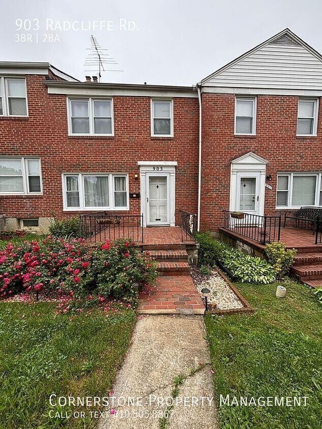 Foto principal - 903 Radcliffe Rd