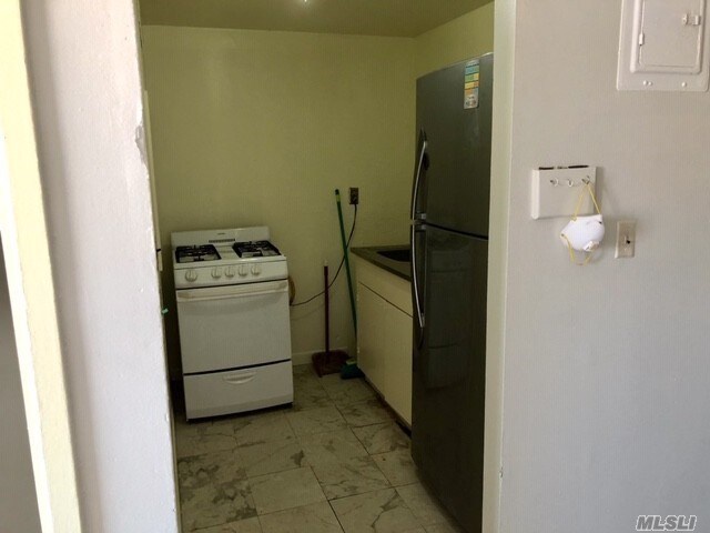 Foto del edificio - 53-37 97th St