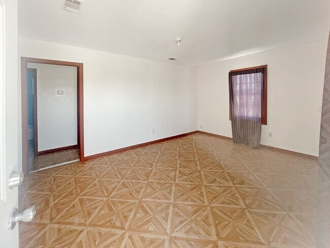 Foto del edificio - 917 N 1st St