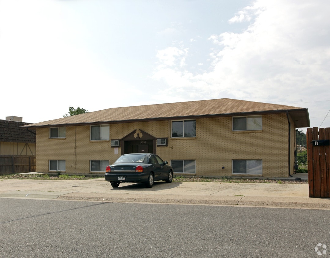 Building Photo - 18232 W 3rd Pl