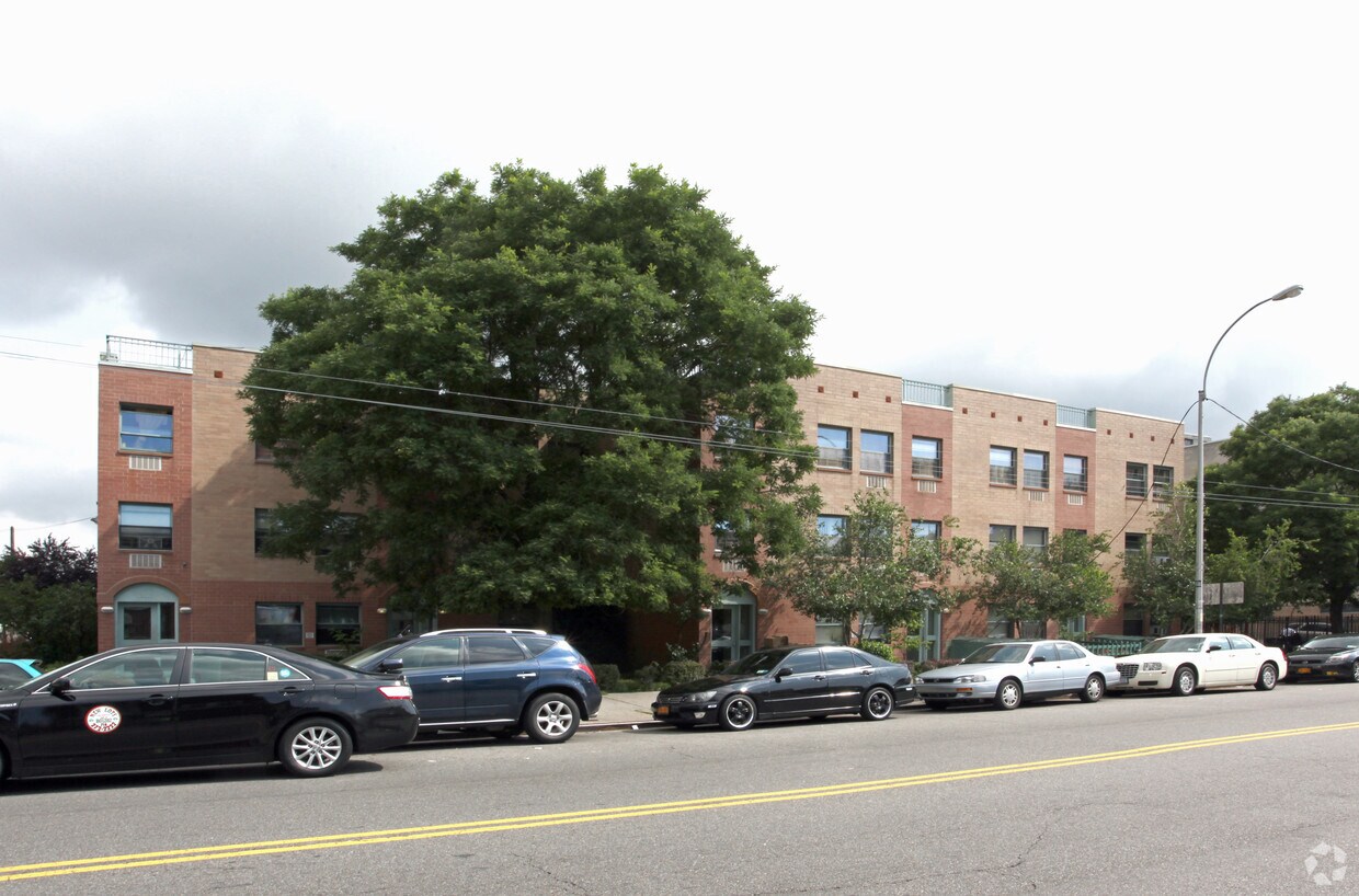 Primary Photo - 2703-2713 Pitkin Ave