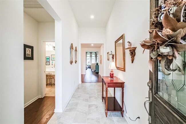 Foto del edificio - 1419 Wheatley Hill Ln