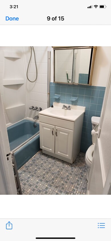 Foto del edificio - 9327 Eldert Ln