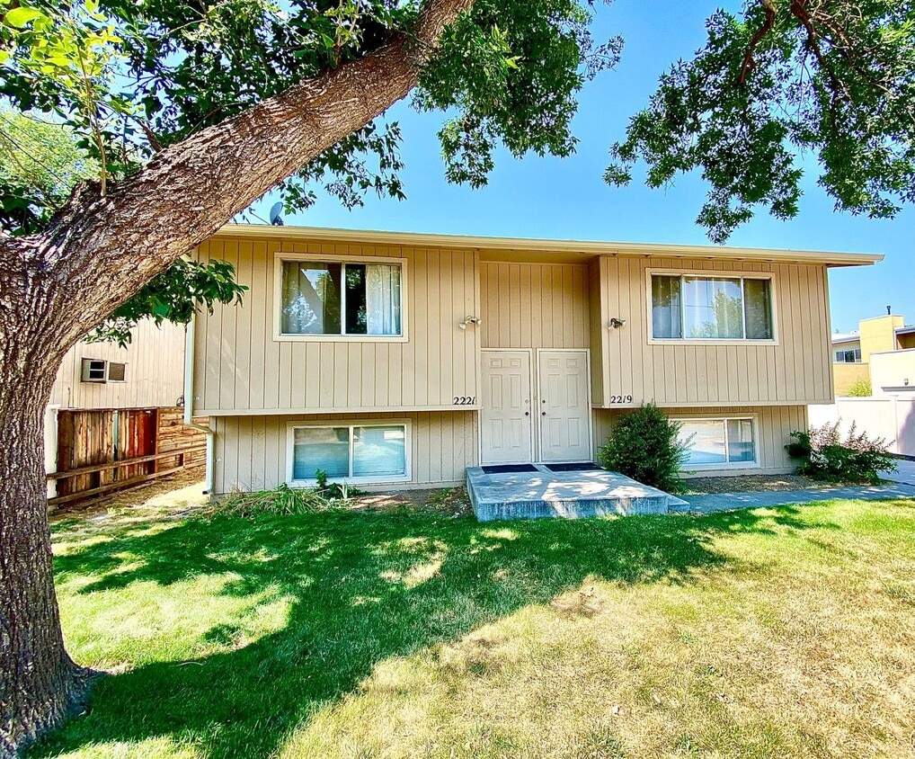 Primary Photo - 2 Bedroom 1 Bath Units