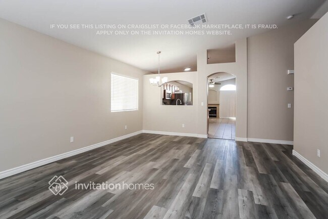 Foto del edificio - 7120 Golden Desert Ave