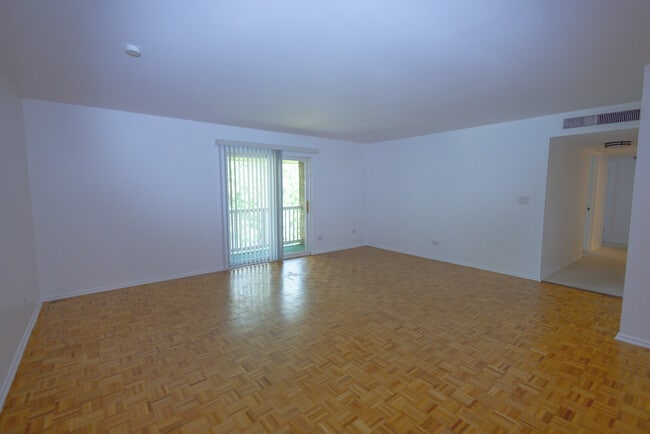 Building Photo - 930 Beau Dr