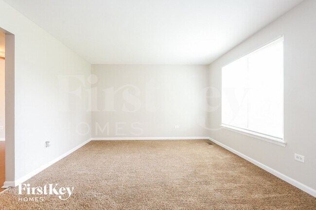 Foto del edificio - 803 Blackhawk Dr