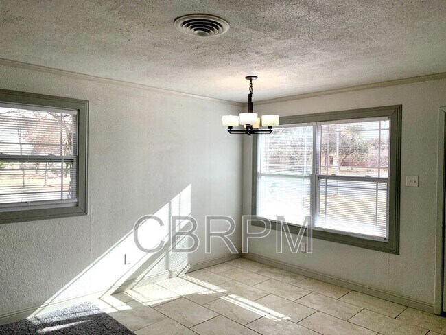 Foto del edificio - 4902 7th St