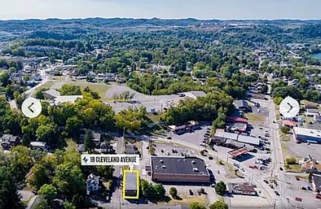 Building Photo - 18 Cleveland Ave