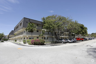 Building Photo - La Estancia Apartments