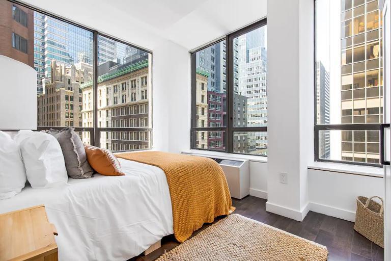 Foto principal - 4 bedroom in NEW YORK NY 10005