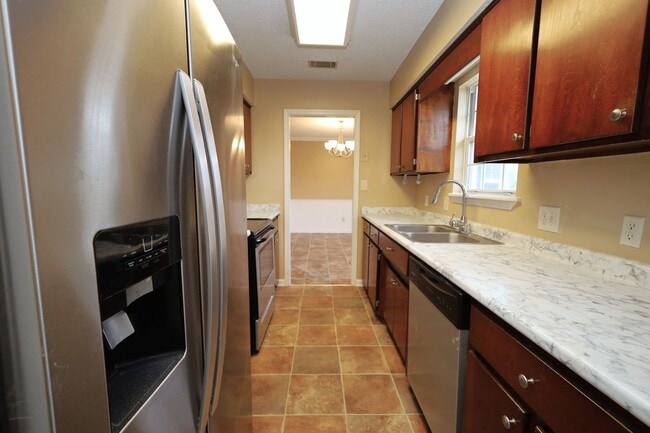 Building Photo - 3911 Nicole Ln