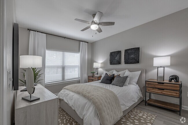 1BR, 1BA - 765 SF - Niche