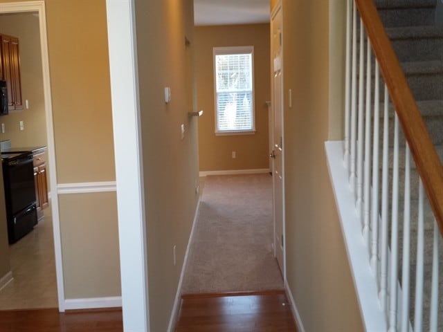 Building Photo - 203 Fledgling Way