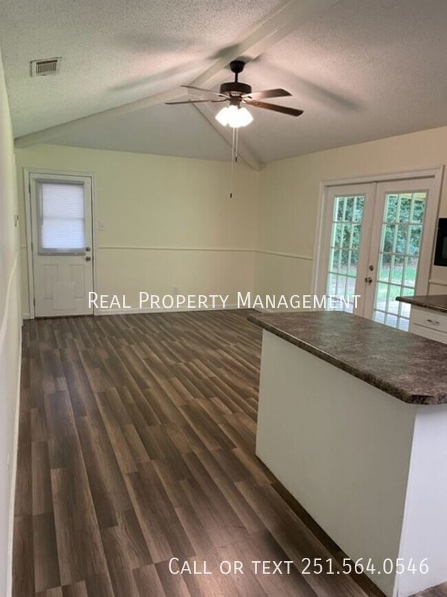 Building Photo - 6661 Merlin Dr