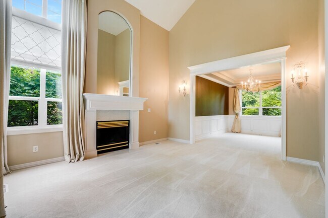 Foto del edificio - Beautiful 5 Bed, 3 Bath Rental Home in Cedar Mills Beaverton!