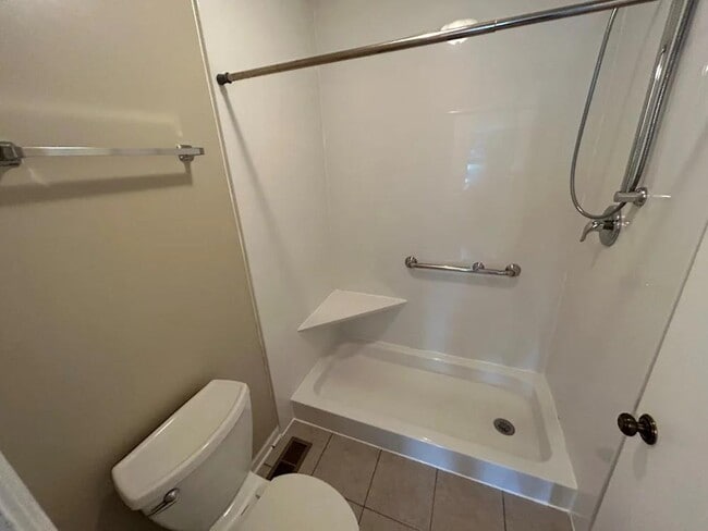 Building Photo - 780 Orchid Ln