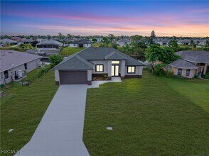 Building Photo - 1907 NW 26th St Building Photo - 1907 NW 26th St