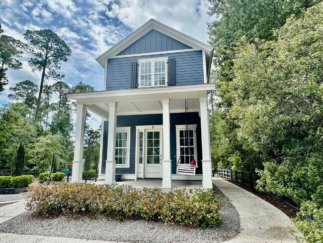 Building Photo - Large Modern Loft Home in Downtown Bluffton!