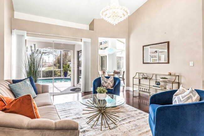 Foto del edificio - 10108 Lake Julia Cir