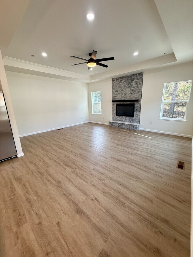 Foto del edificio - 19181 Indian Springs Rd