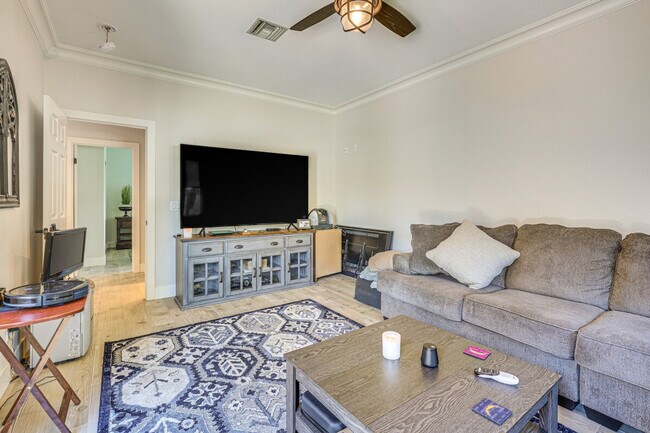 Foto del edificio - 2225 Corte Ananas