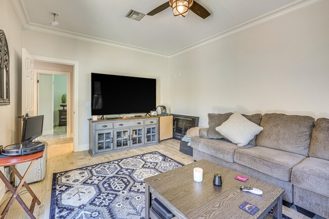 Building Photo - 2225 Corte Ananas