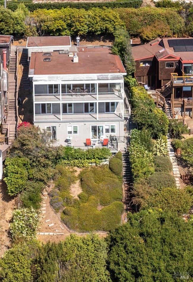 Building Photo - 1952 Centro W St