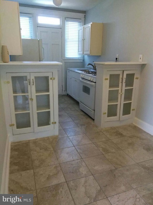 Foto principal - 5220 4th St NW