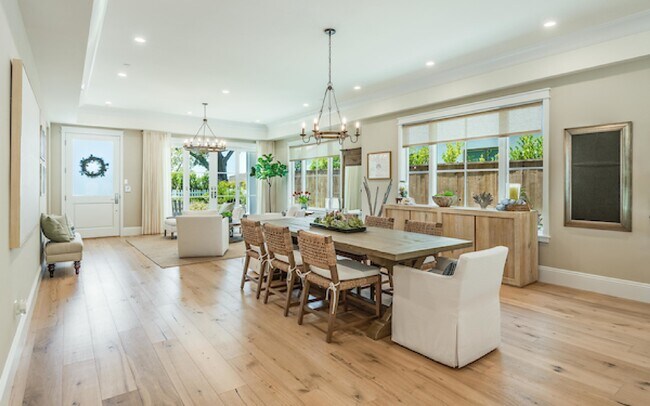 Building Photo - 1501 Espinosa Cir