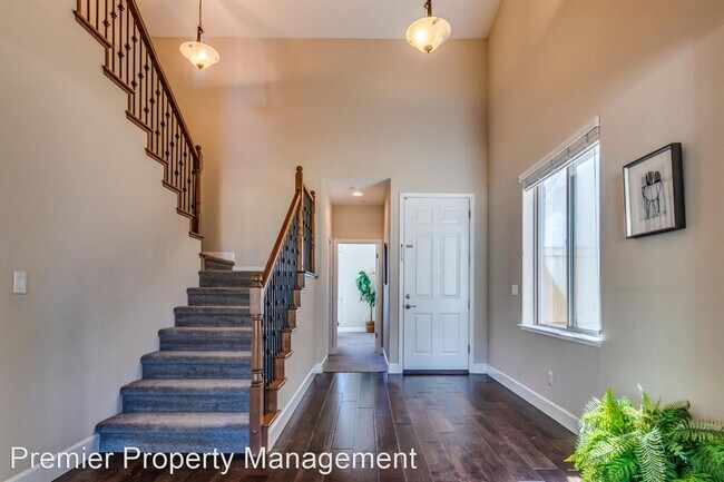 Building Photo - 4 br, 3 bath House - 2925 LAREDO DR.