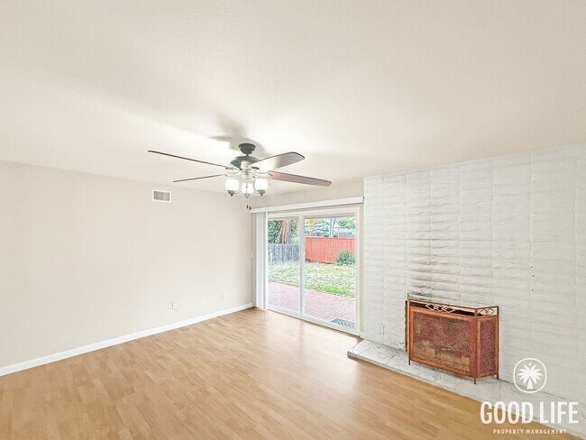 Building Photo - Spacious 4BD/2BA Home in Poway with Large Backyard, A/C & 2-Car Garage