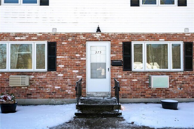 Foto del edificio - 375 Wolcott St